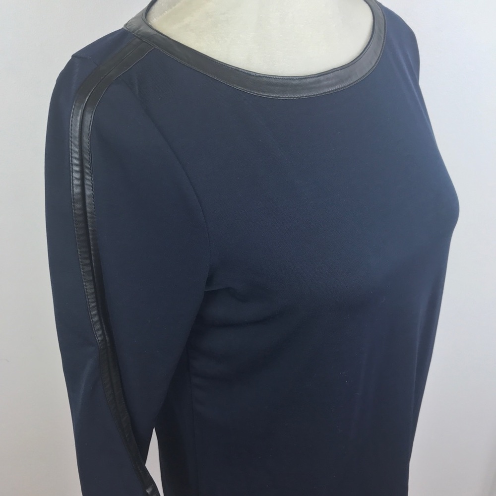 LOFT navy top black faux leather trim petite M - Picture 1 of 8